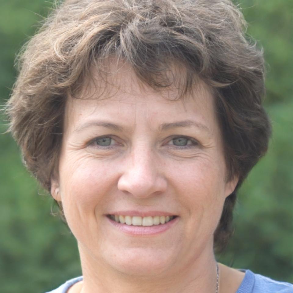 Portrait de Céline Moreau, conseillère en épargne stratégique